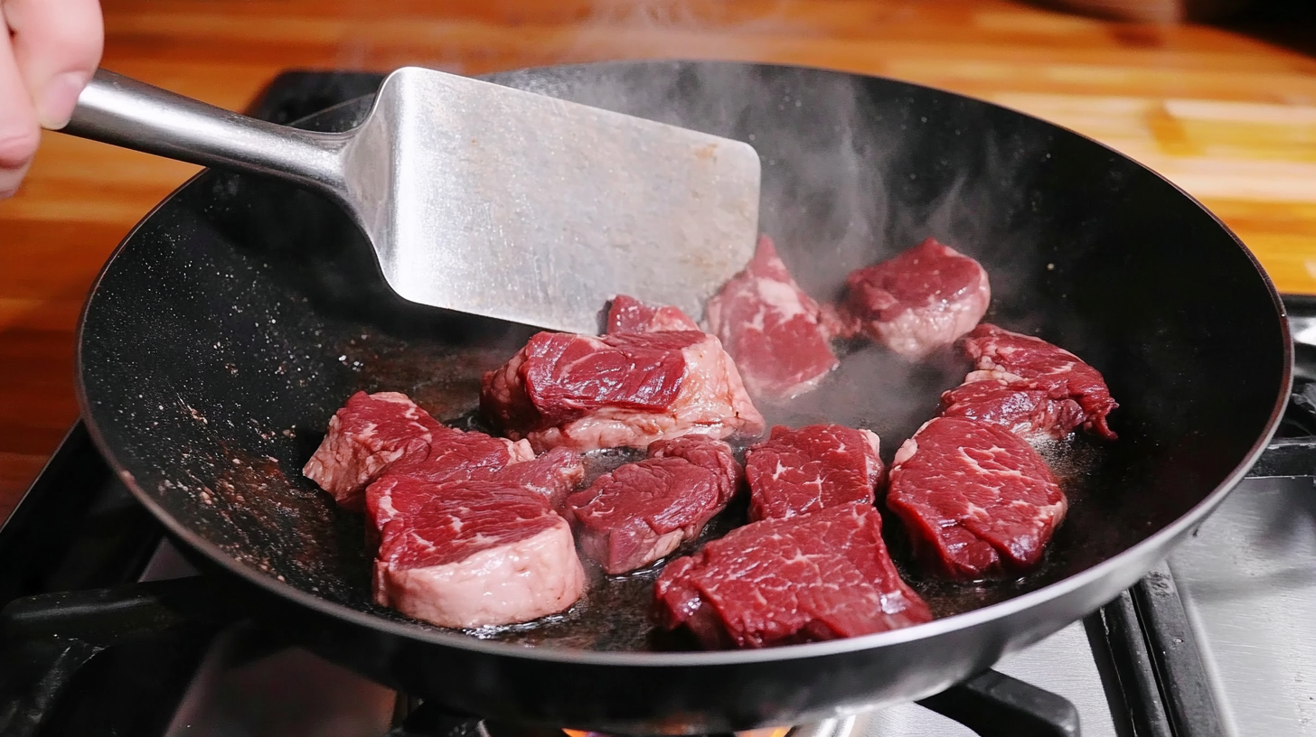 Step 2: The Smoking-Hot Sear: Developing Wok Hei & Crust